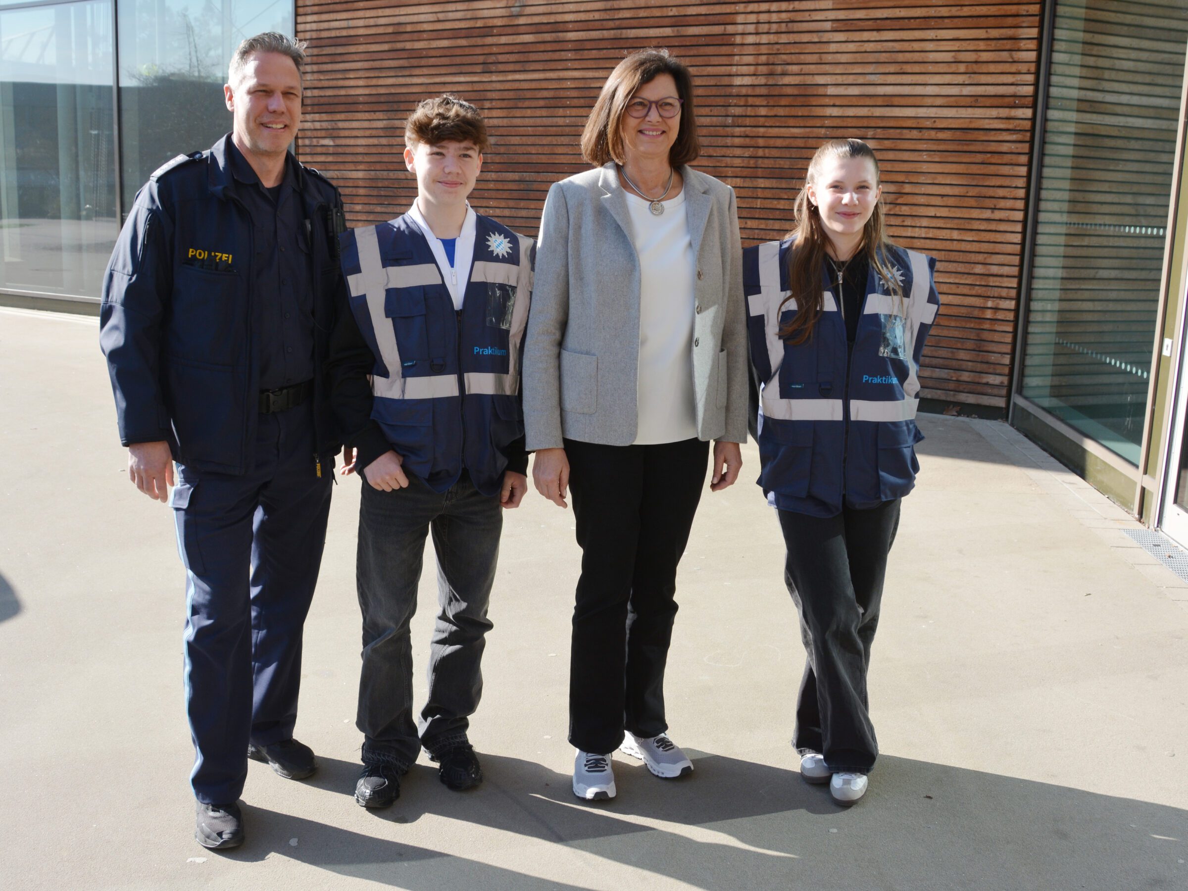 Praktikanten der Polizei Gersthofen.