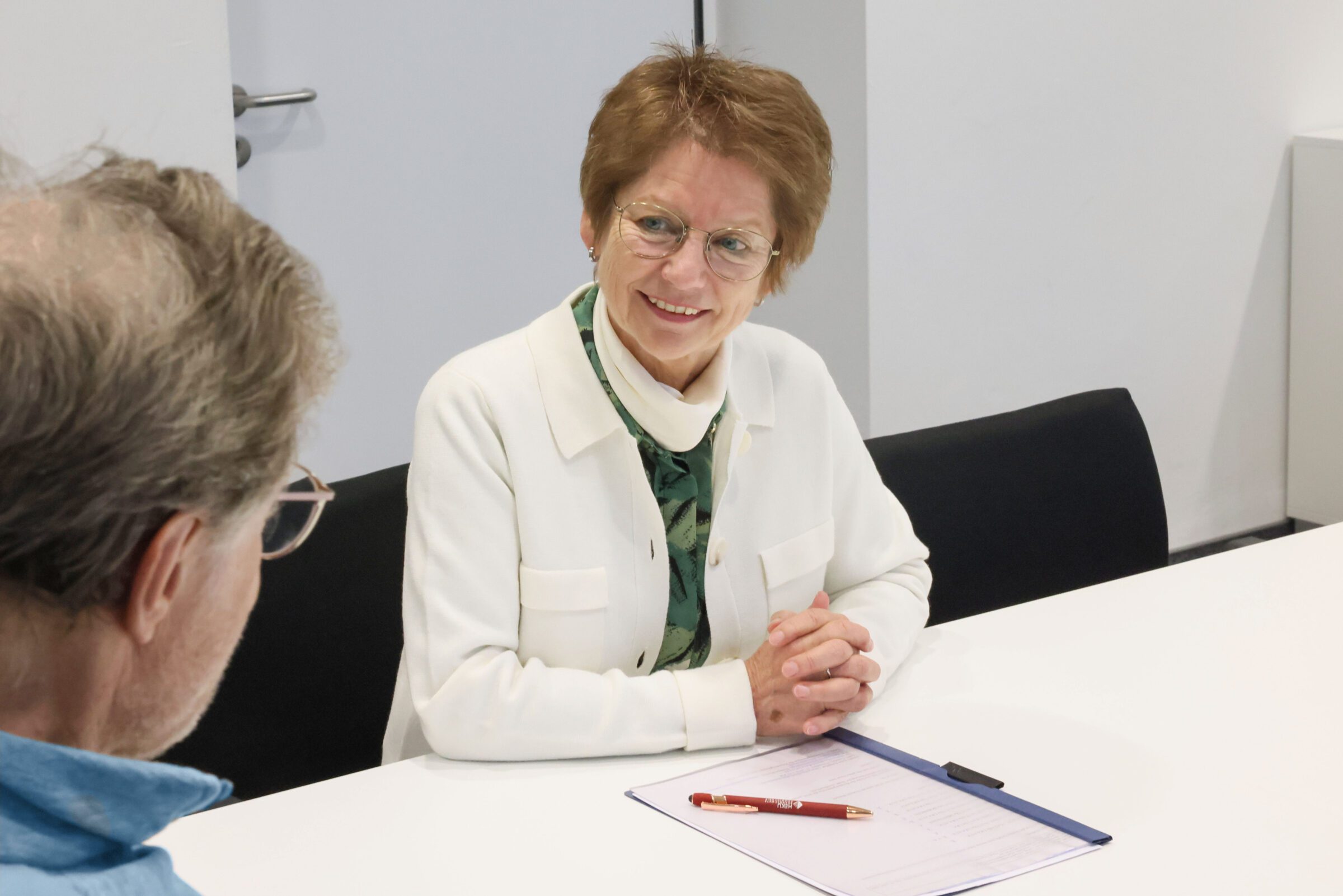 Am Montag, 28. April 2025, unterstützen die „Aktivsenioren Bayern e. V.“ wieder Existenzgründende aus dem Landkreis Augsburg.