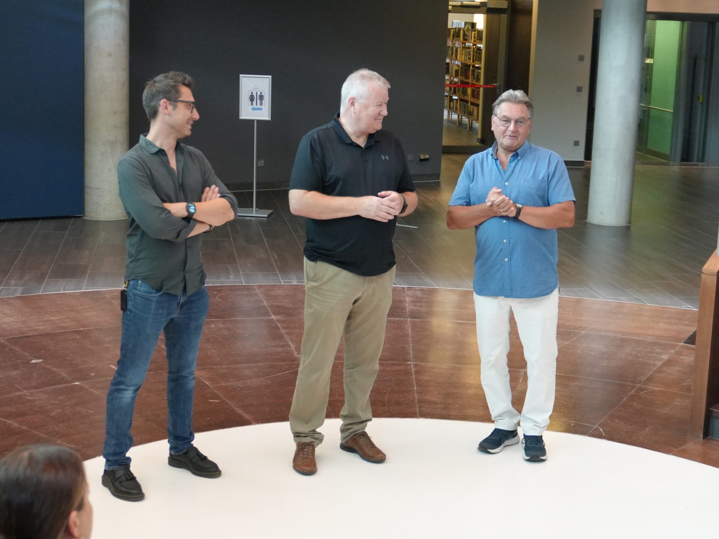 Besuch aus Island kam nach Gersthofen: Eine Delegation der isländischen Schule Árskóli besuchte die Anna-Pröll-Mittelschule.