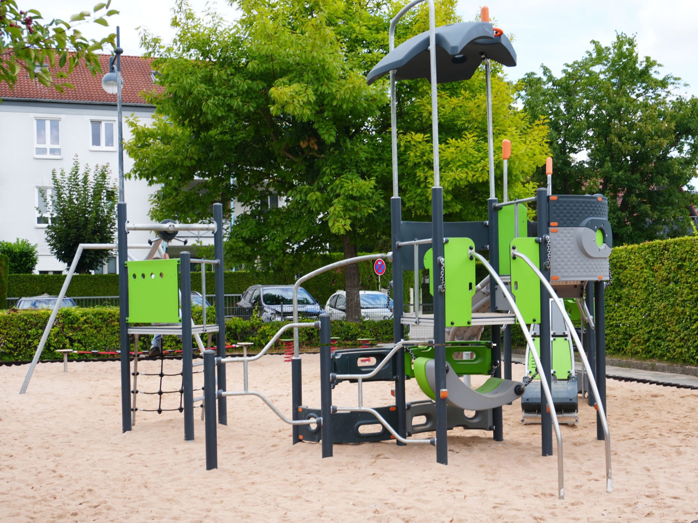 Spielplätze Laubenweg und Jenaer Straße. Hier der Spielplatz an der Jenaer Straße.