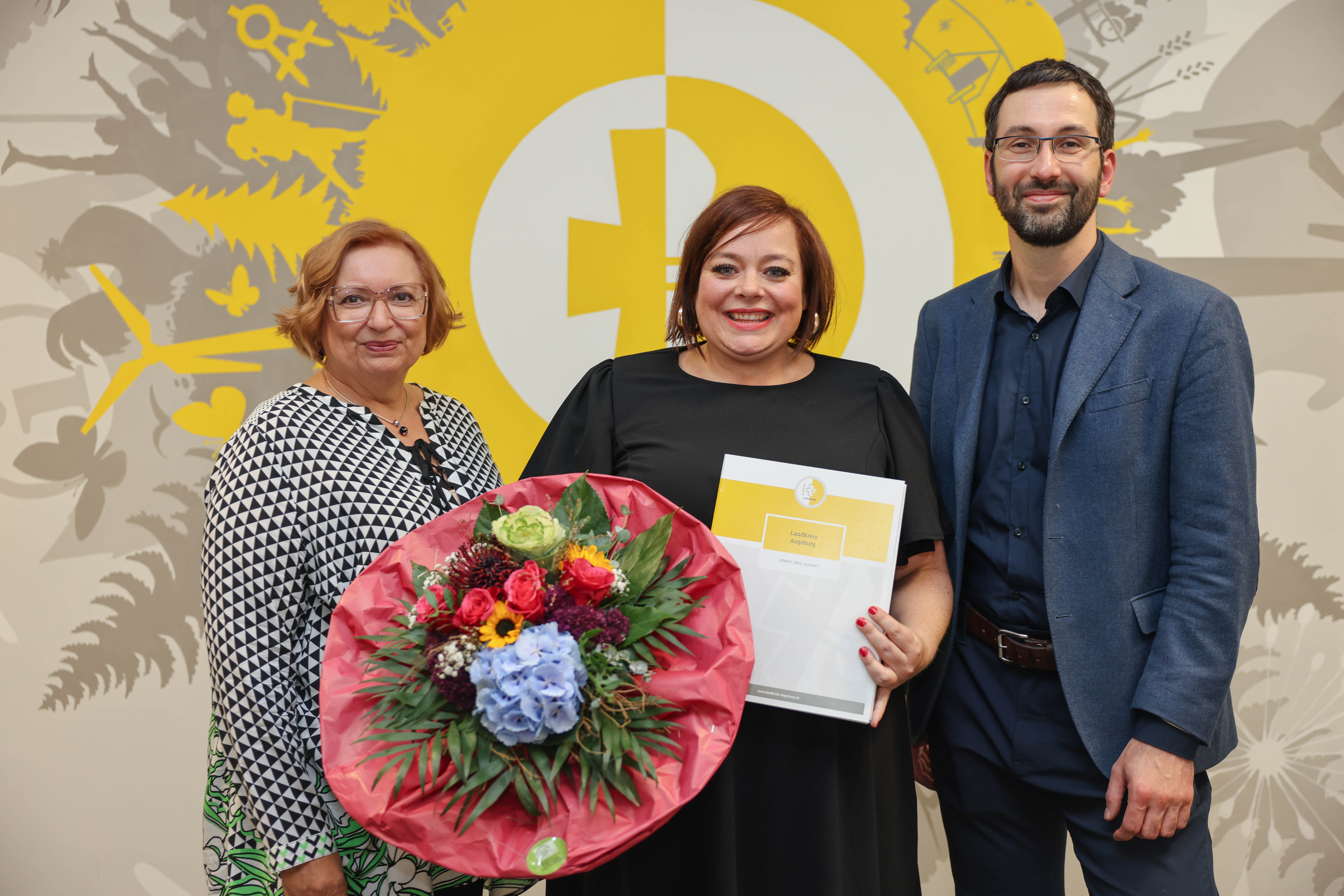 Landkreis Augsburg verleiht den Kunstpreis 2025. In diesem Jahr stand die Darstellende Kunst im Mittelpunkt.
