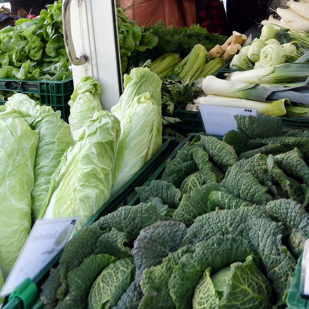 Aufgrund des Feiertags (Allerheiligen) am Samstag, den 1. November2025, entfällt der Wochenmarkt in Gersthofen an diesem Tag.